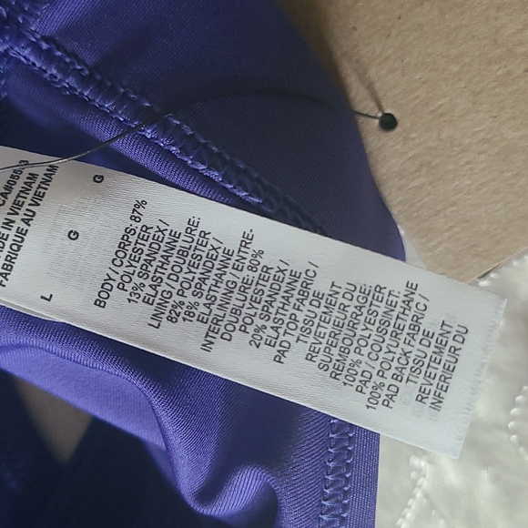 Nike Yoga XXL, L, XS Dri-FIT Swoosh High- Neck Sports Bra- Large - Picture 4 of 9